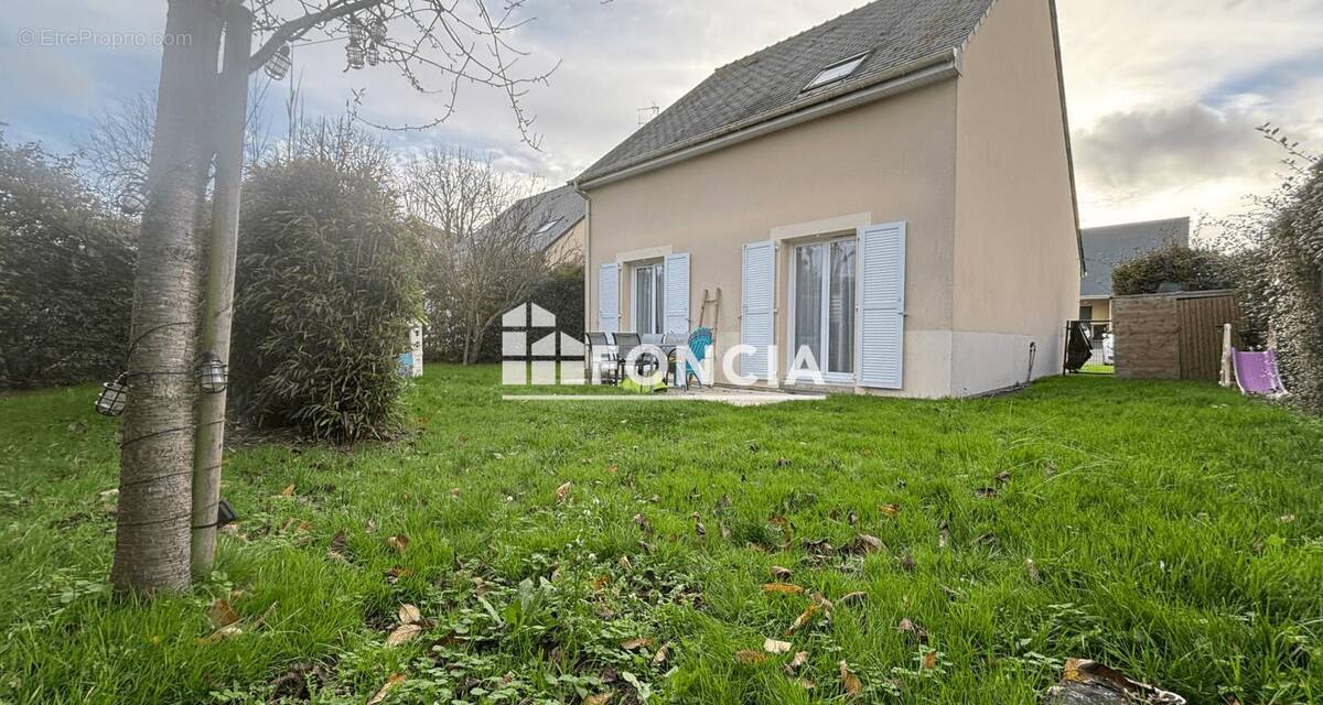 Maison à SABLE-SUR-SARTHE