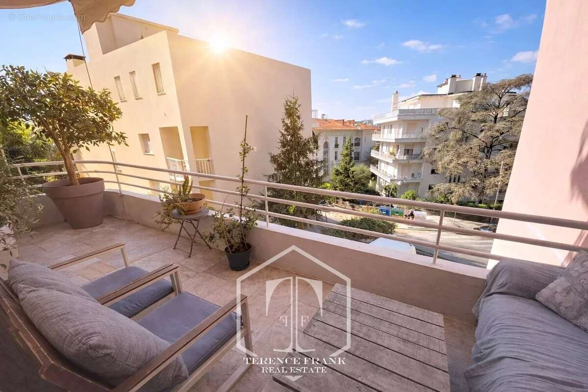 Appartement à NICE