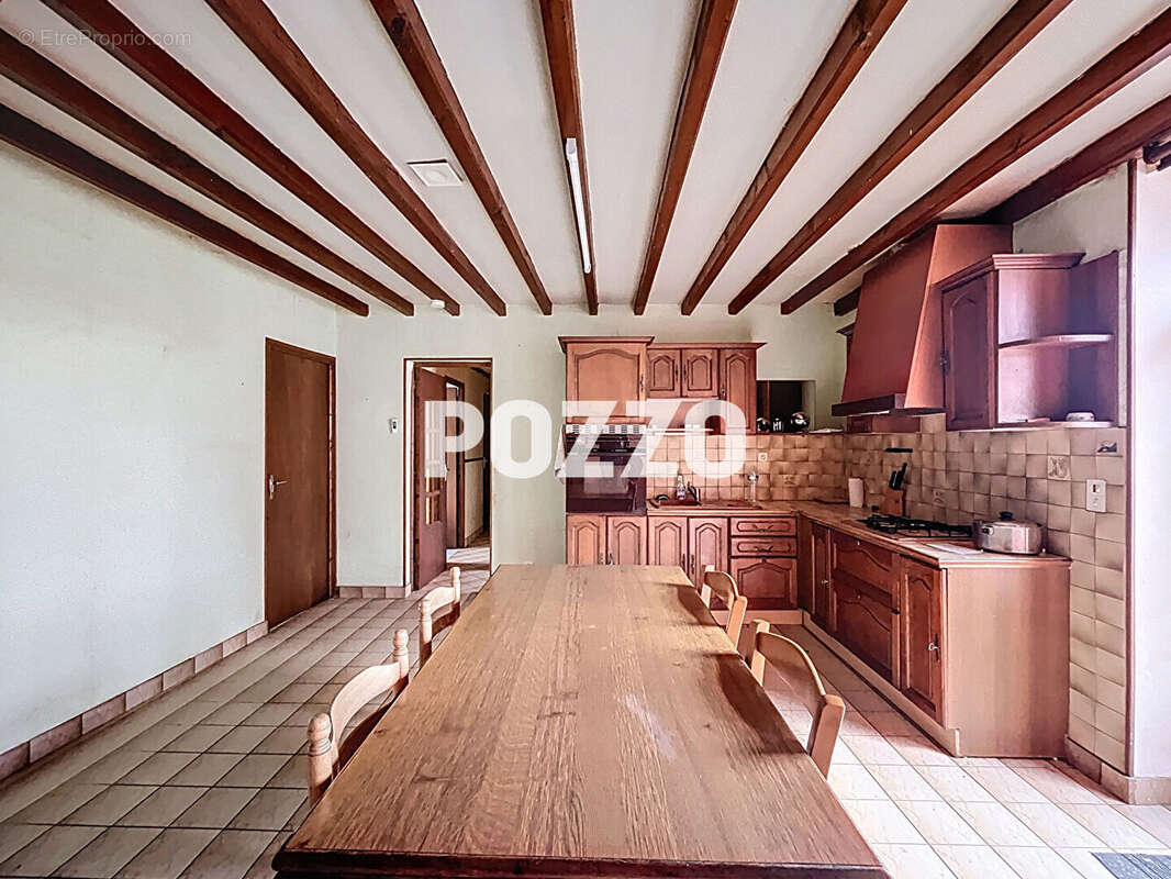 Maison à JUVIGNY-LE-TERTRE