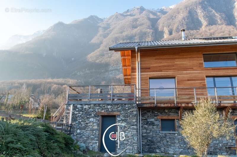 Maison à ALBERTVILLE