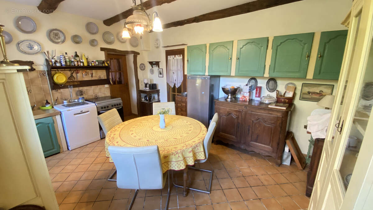 Maison à BOUTENAC-TOUVENT