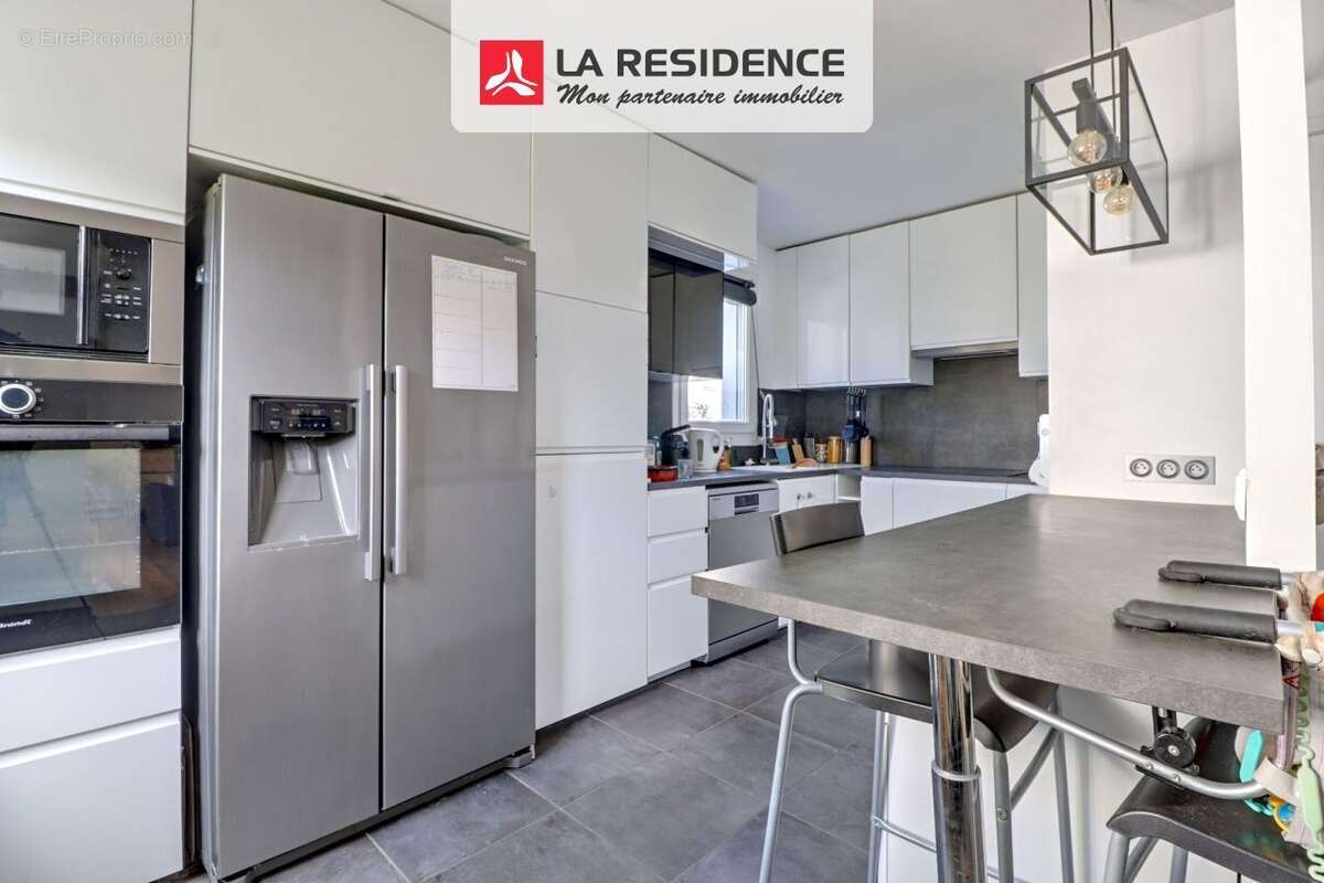 Maison à JOUY-LE-MOUTIER