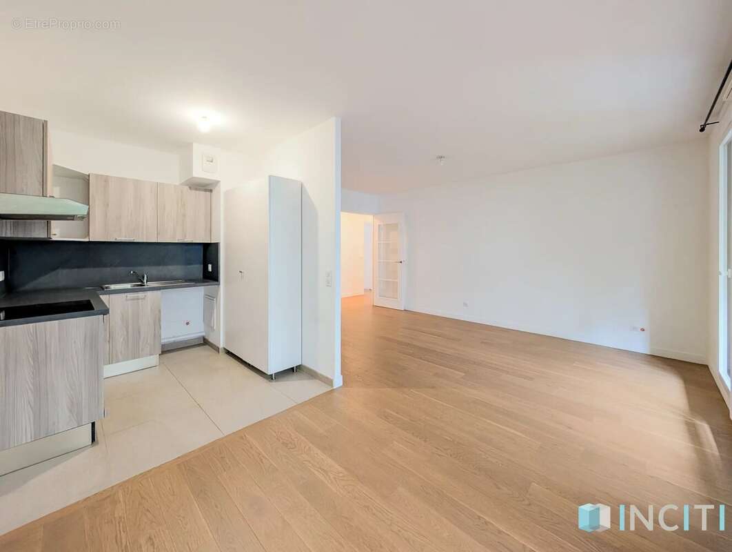 Appartement à ISSY-LES-MOULINEAUX