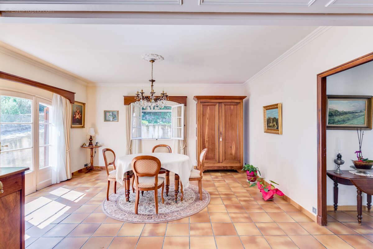 Maison à LA DESTROUSSE