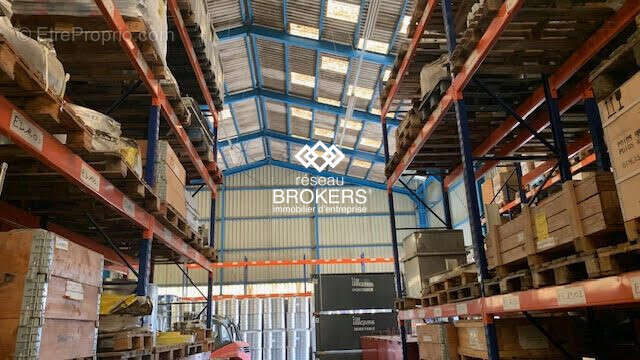 Commerce à PONT-SAINT-ESPRIT