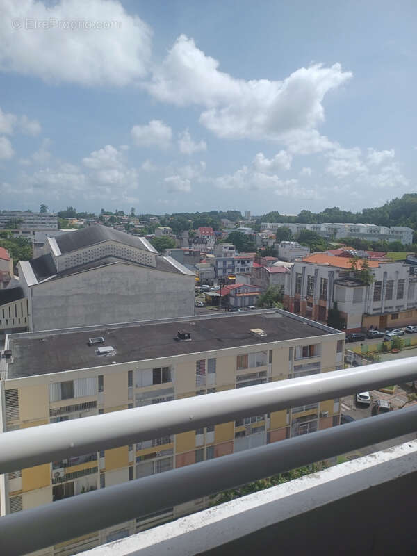 Appartement à POINTE-A-PITRE