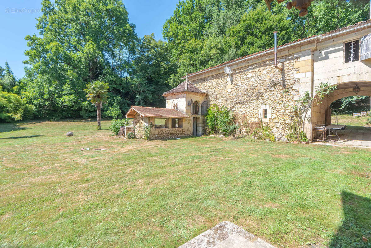 Maison à CAMBES