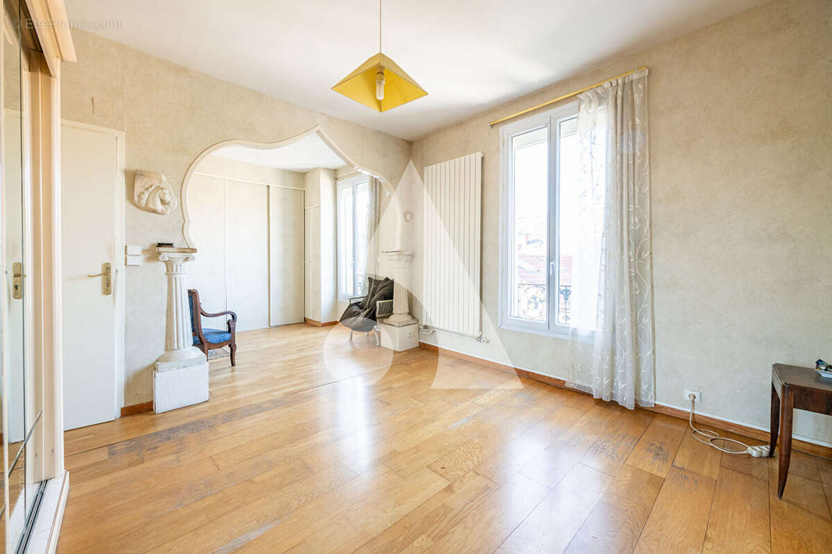 Maison familiale 7 pièces - Champigny-sur-Marne secteur Tremblay - photo 15