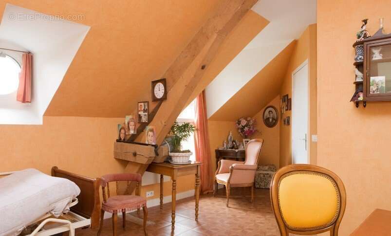 Appartement à VAUGRIGNEUSE