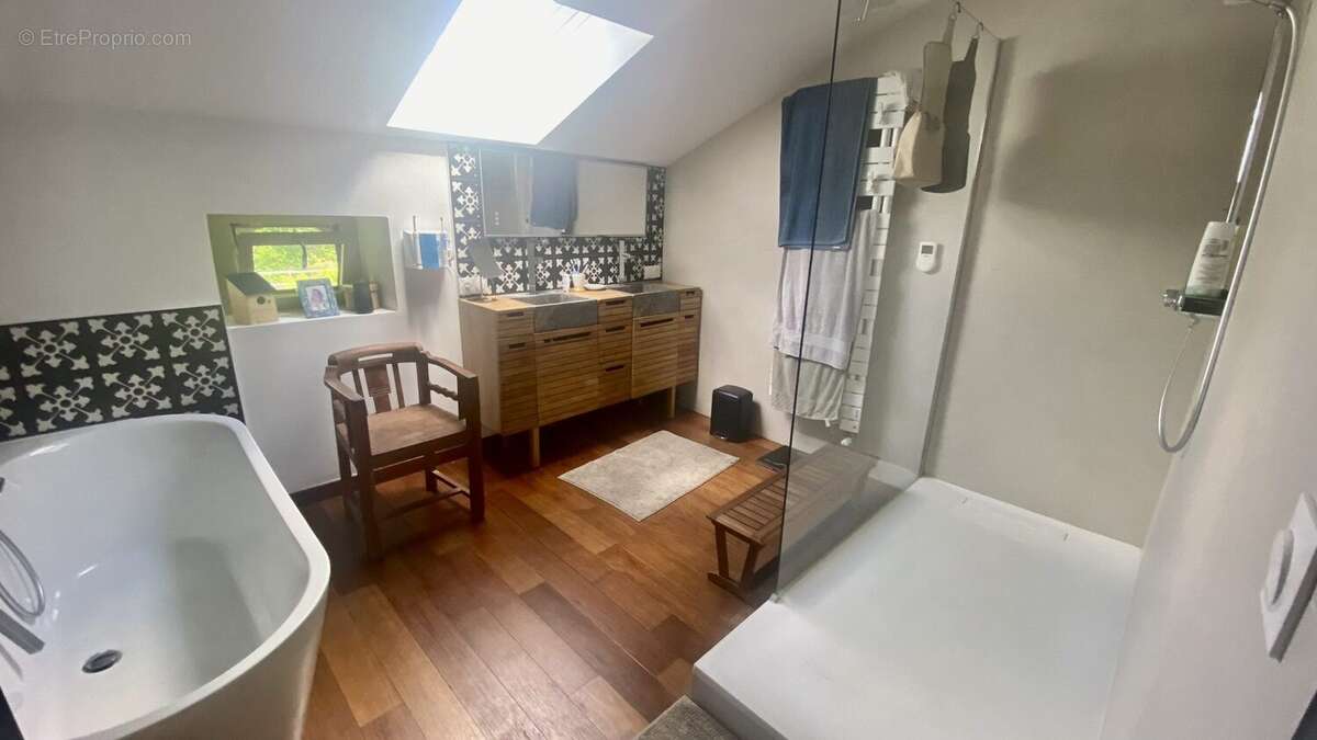 Maison à SAINT-MAGNE