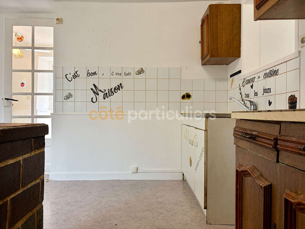 Maison avec dépendances sans aucun vis-à-vis à la campagne - LE LOREY - photo 8