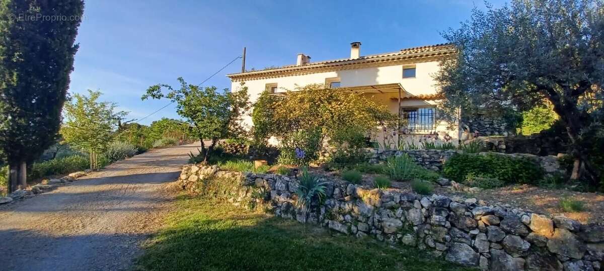Bâtisse de caractère – 166 m² – Piscine – Chambres d’hôtes – Plus de 5 000 m² de terrain - photo 13
