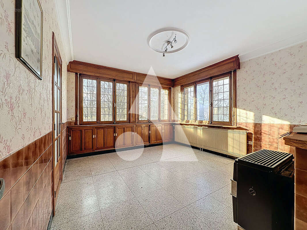 Maison à SAINT-AMAND-LES-EAUX