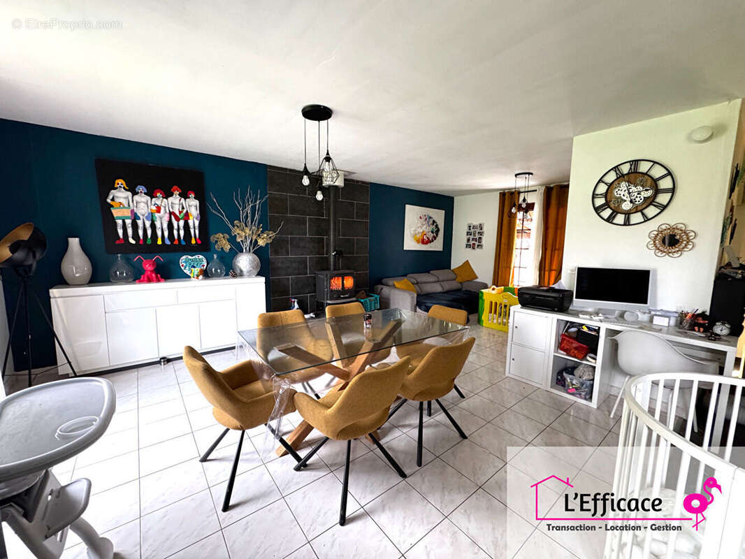 Maison à AMBIEVILLERS