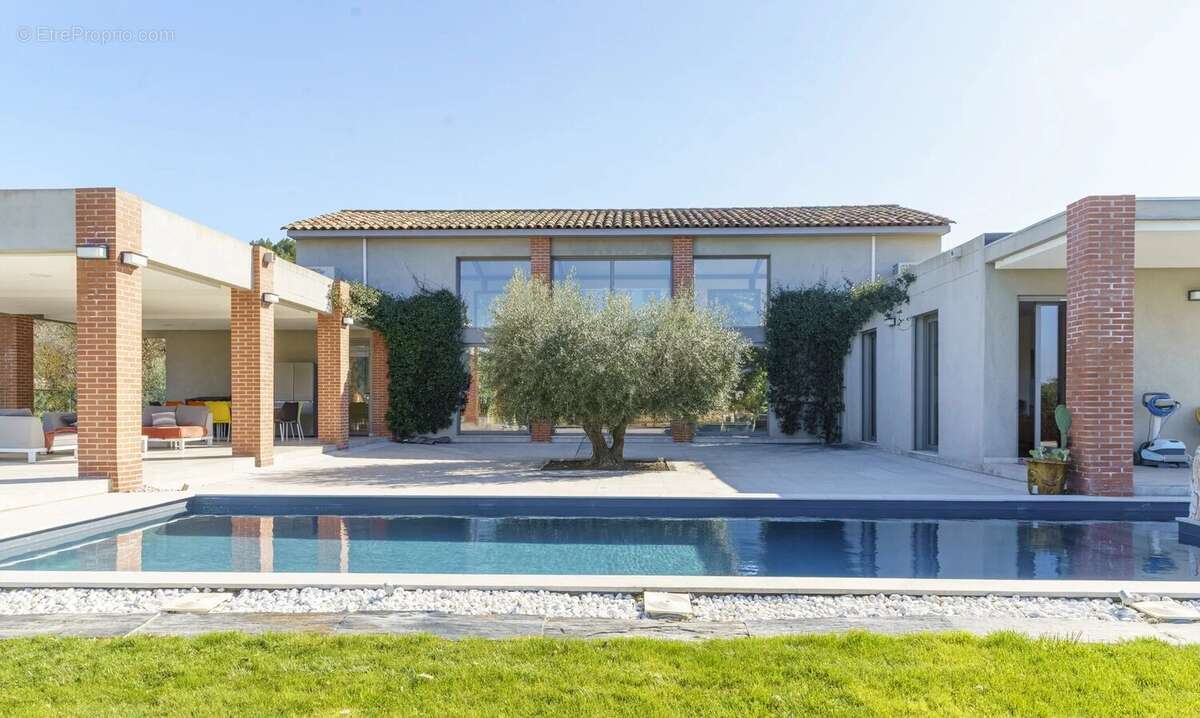 Maison à BOUC-BEL-AIR