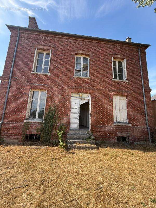 Maison de Maître de 1901 à rénover – Charme, authenticité et potentiel – À 8 min de la gare de Bernay - photo 4