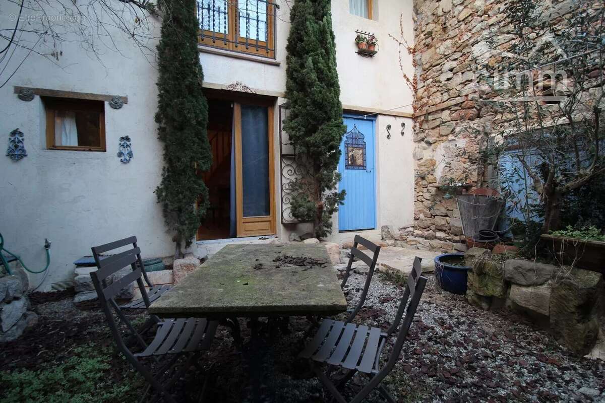 Maison à ARQUES