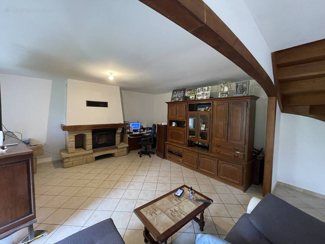 Maison à SAINT-HILAIRE-DU-HARCOUET