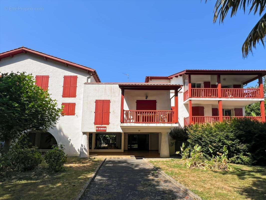 Proche centre, appartement T3 de 67,07 m² avec parking et cellier - photo 8
