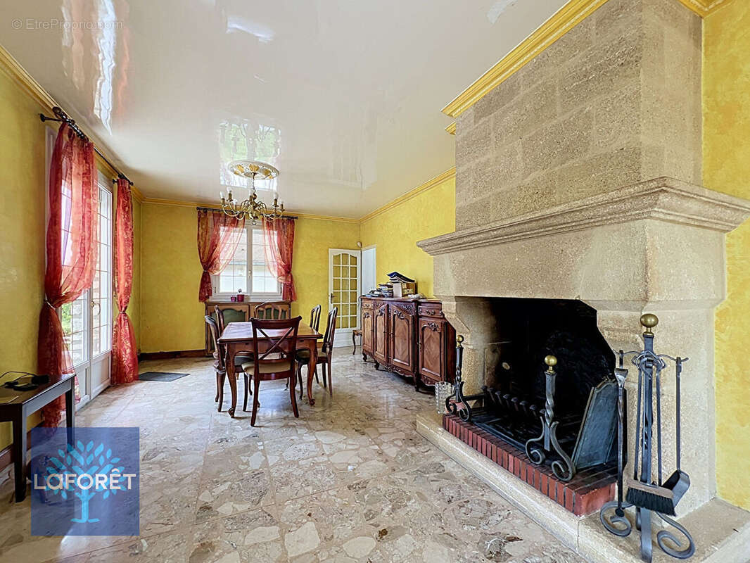 Maison Ballancourt Sur Essonne 6 pièce(s) 127 m2 - photo 2