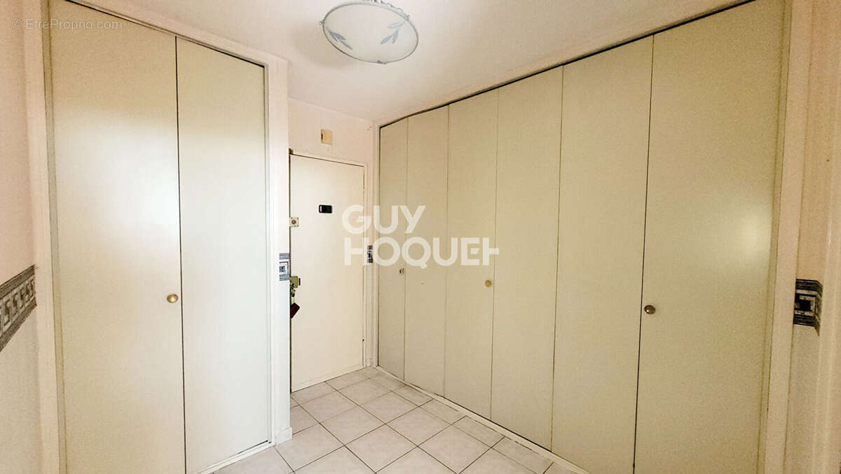Appartement à AUBERVILLIERS