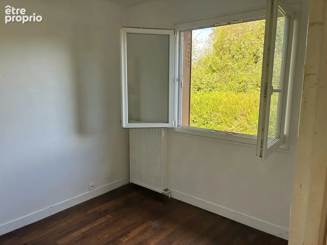 Maison 128 m²  .5 chambres , terrain 1218 m² - photo 6