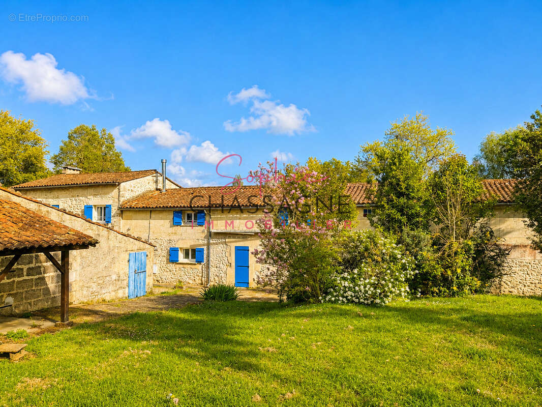 Maison à BRANNE