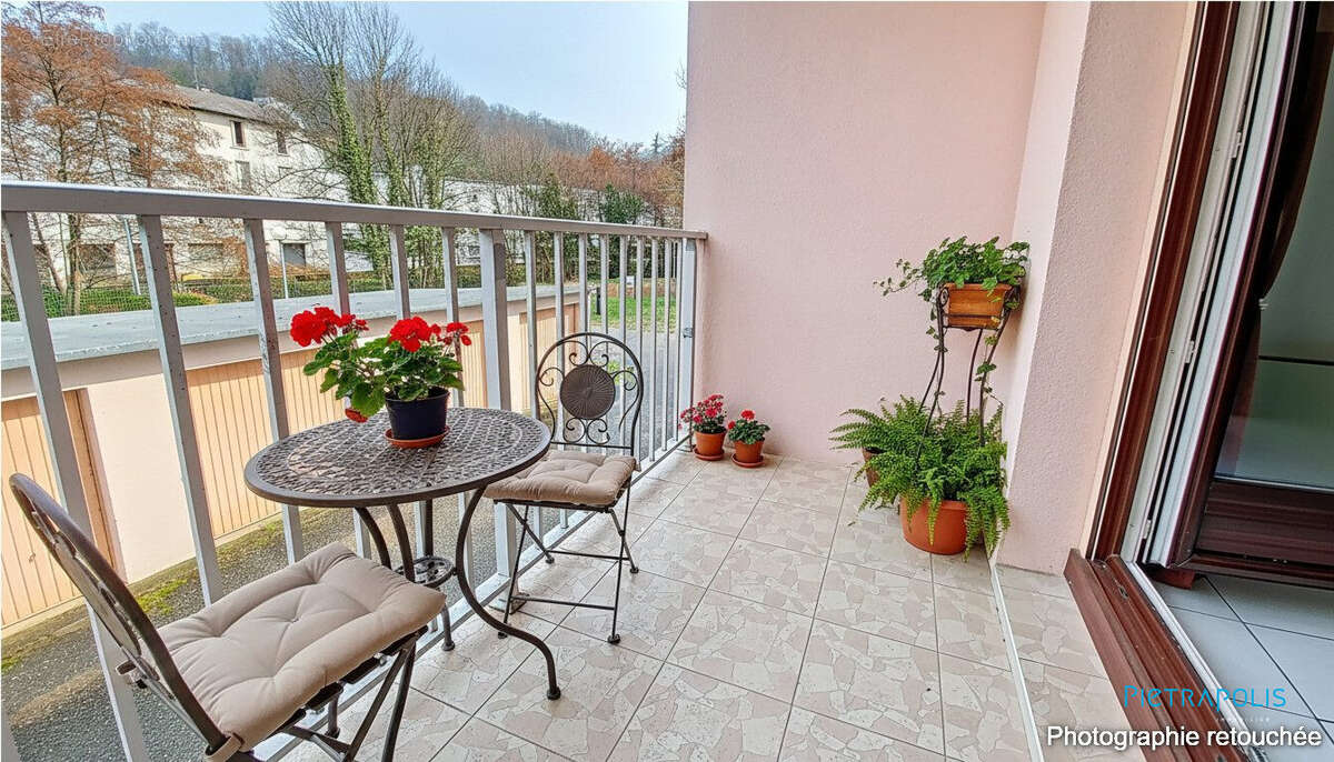 Appartement à PONT-EVEQUE