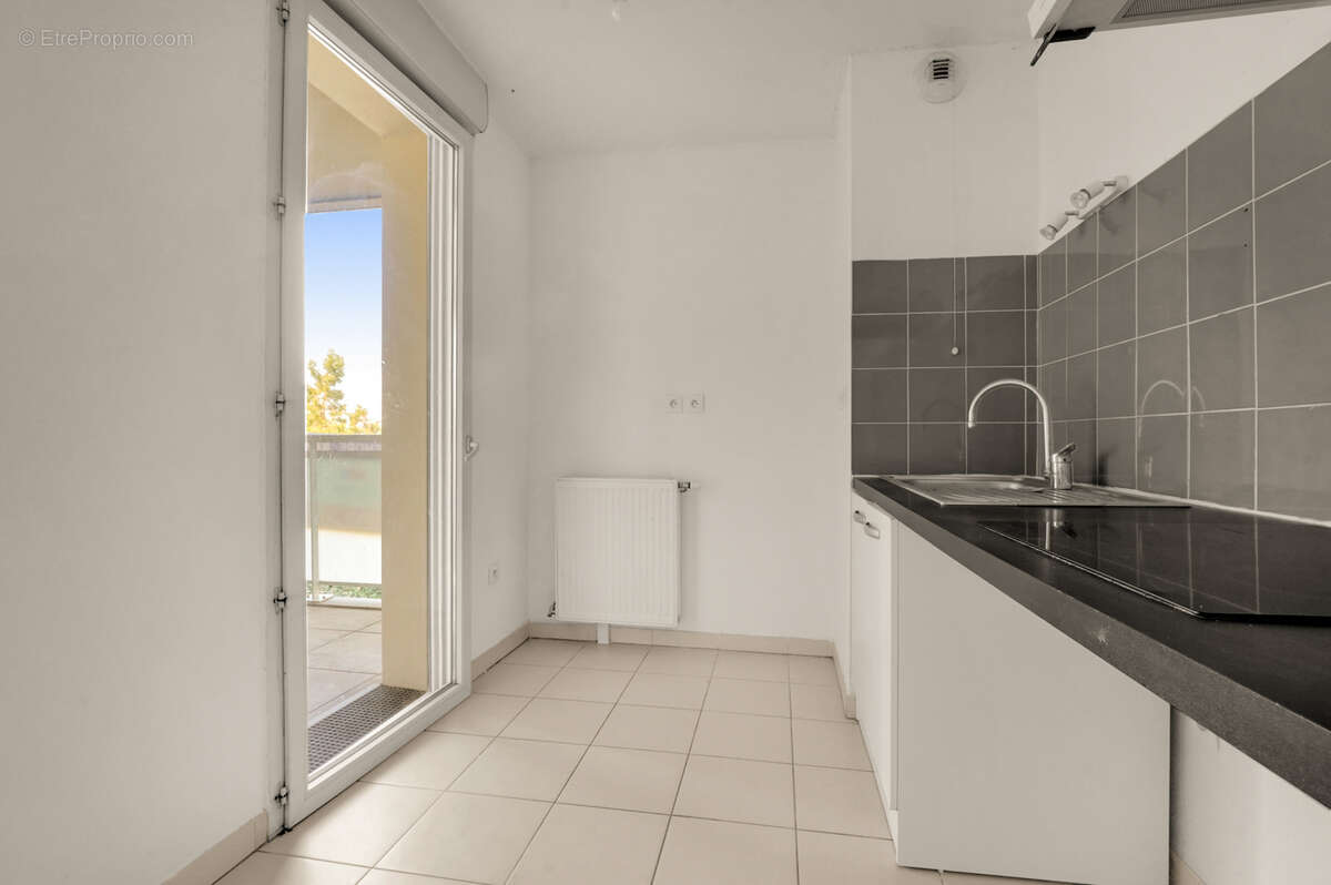 Nouveauté ! Appartement T3 de 60,07 m2 au 1er étage   Secteur Grand Selve. - photo 6