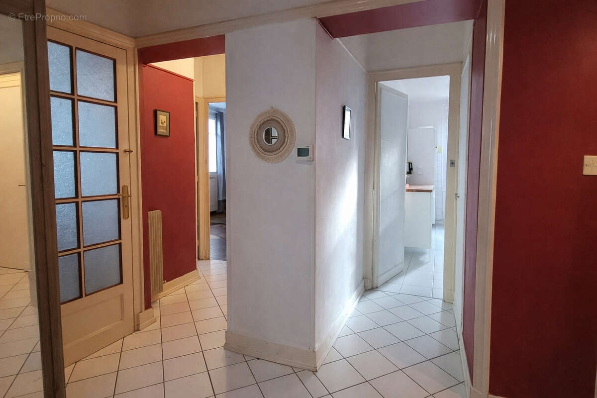Appartement à SAINT-ETIENNE