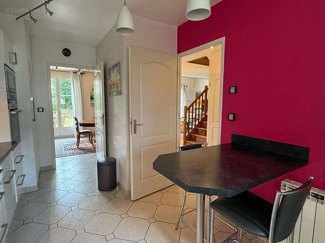 Maison à AUVERS-SUR-OISE