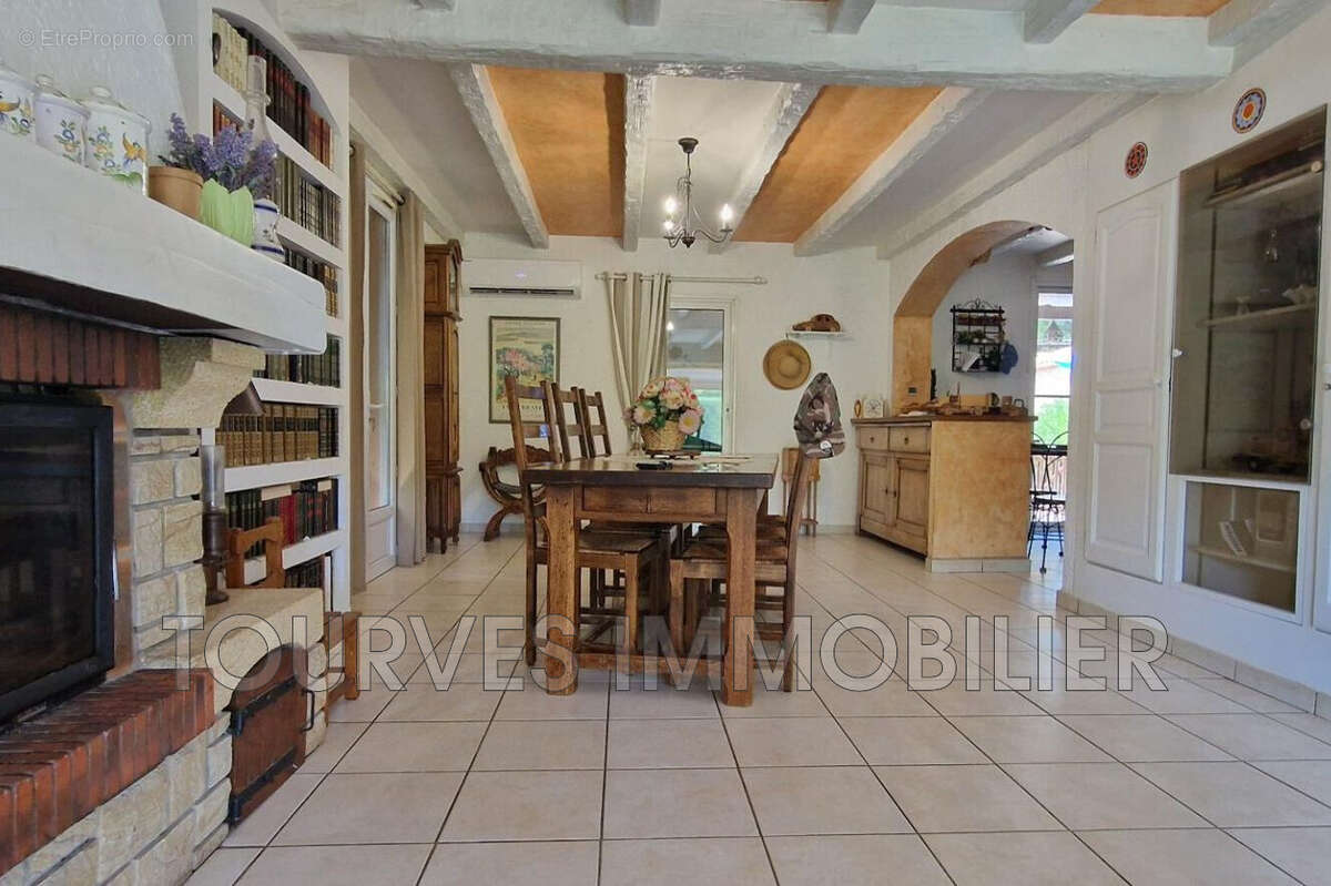 Maison 123 m² à Tourves  - photo 9