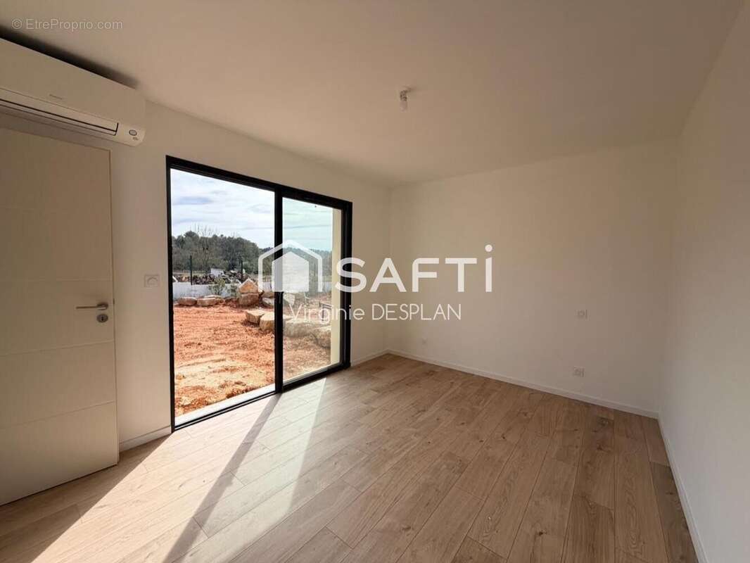 Maison 125 m² à Murles  - photo 4