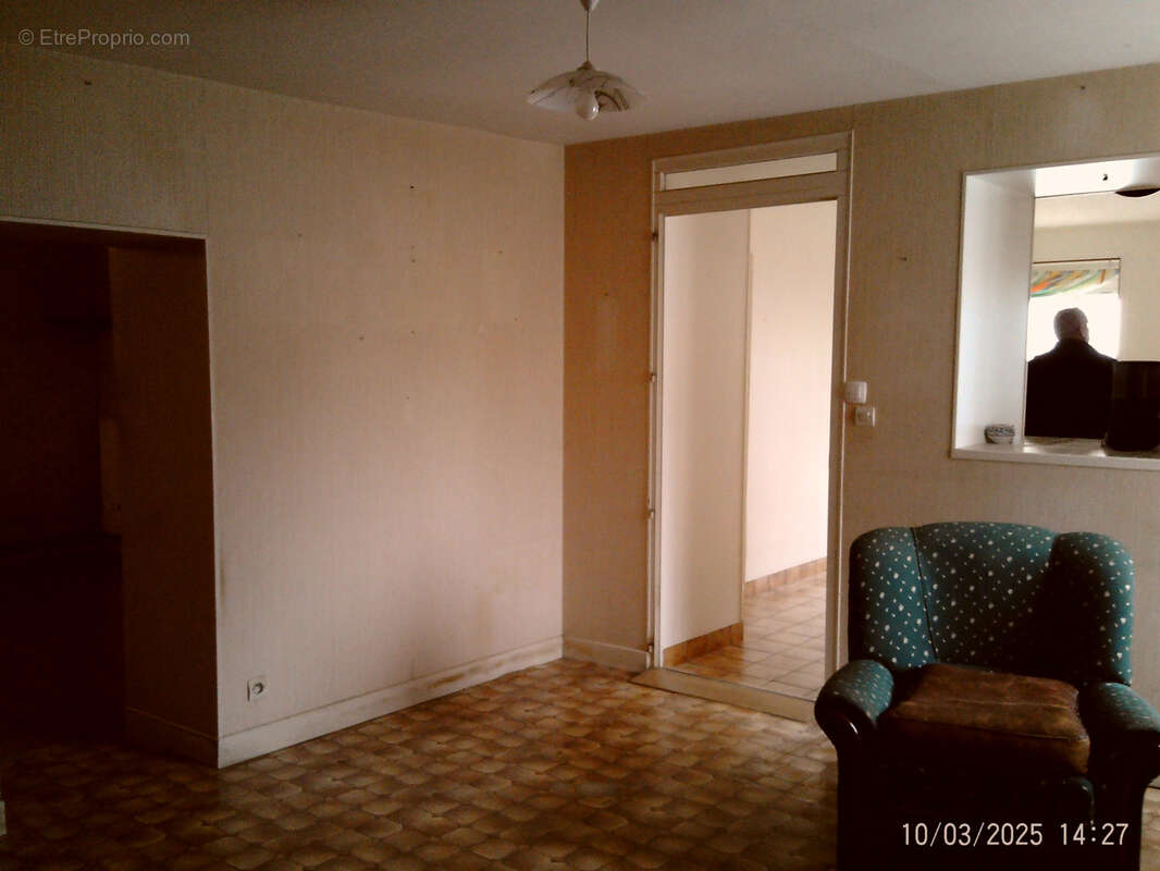 Maison à OUROUER-LES-BOURDELINS