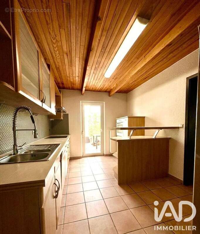 Maison 235 m² à Neunkirchen-Les-Bouzonville  - photo 3