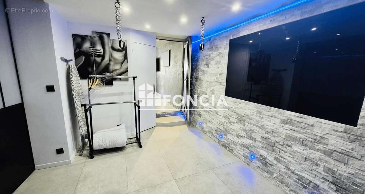 Cap d'Agde - Appartement d'exception en rez-de-chaussée avec terrasse de 24 m² et garage attenant, au sein du Village Naturiste - photo 9