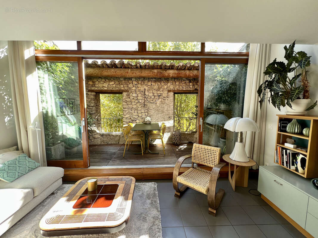 Appartement à VAISON-LA-ROMAINE