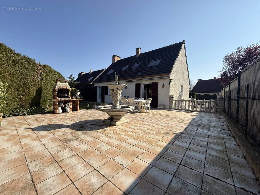 Maison à CHELLES