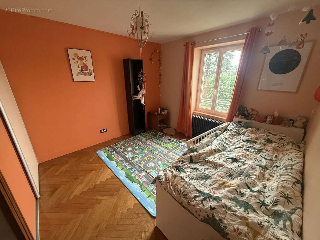 Maison à CORCELLES-EN-BEAUJOLAIS