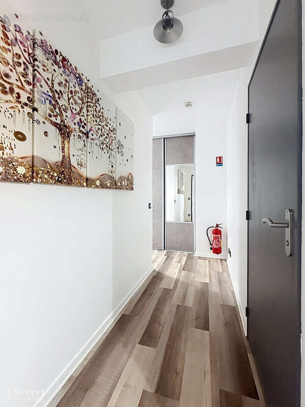 Appartement à SAINT-GENIS-LAVAL