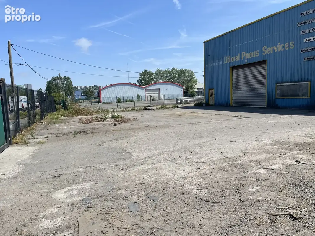 Bâtiment de 780.00 m2 sur une parcelle de 2926 m2 - photo 8
