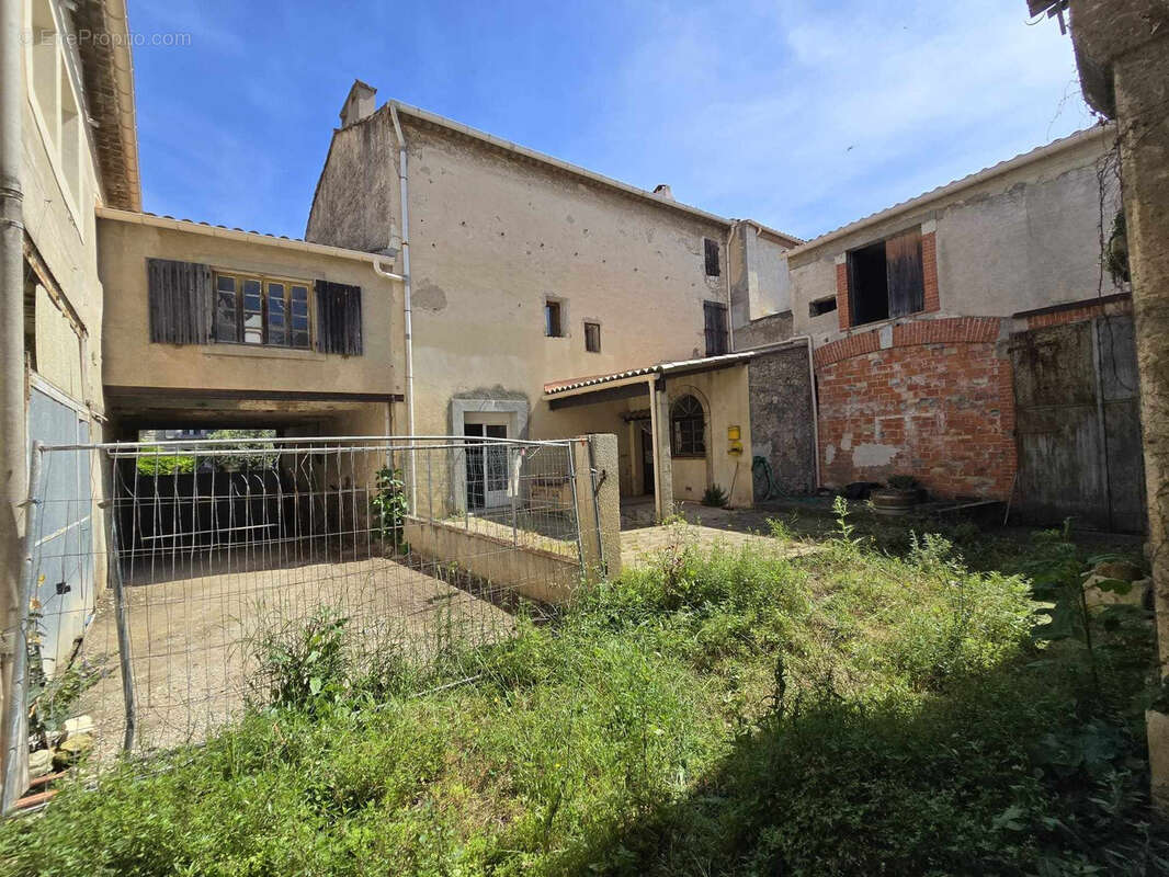 Maison à ARMISSAN