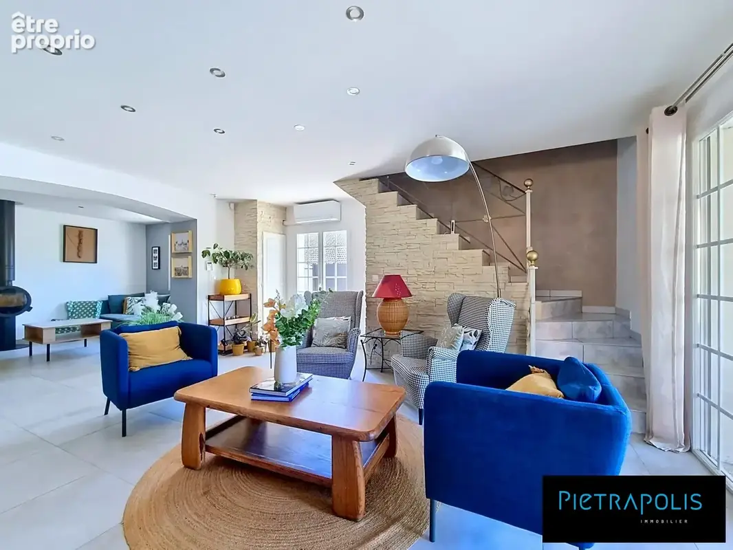 Maison 146 m² à Decines-Charpieu  - photo 4