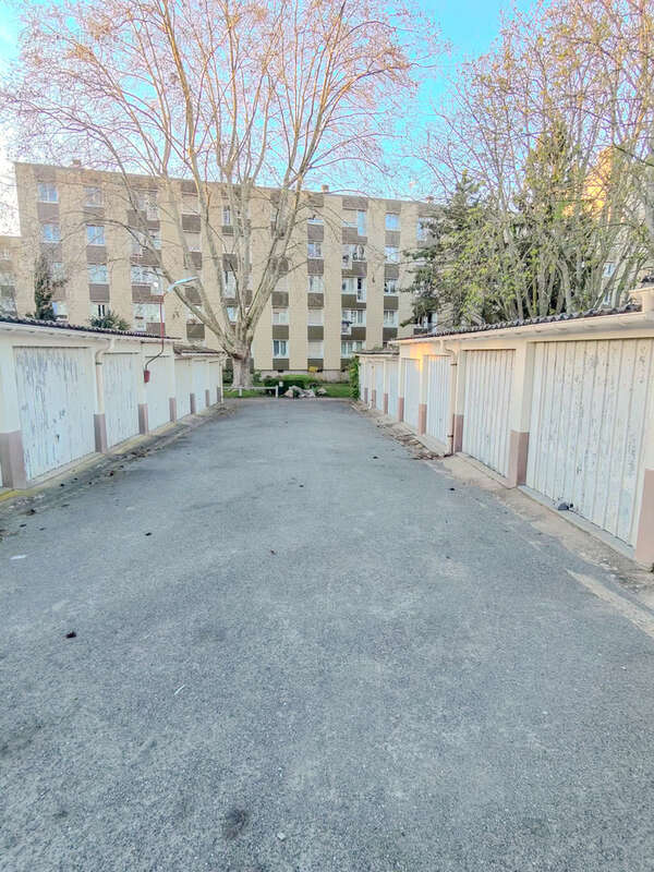 Appartement à HOUILLES