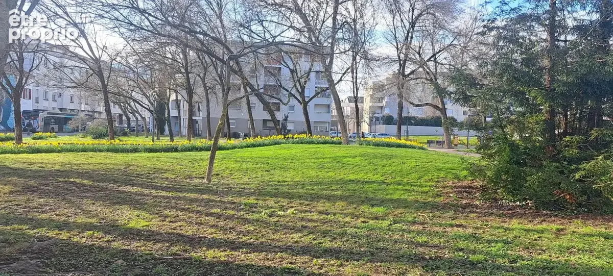 Saint Martin d'Hères - Idéal investisseur - T2 de 49 m2 avec terrasse - photo 5