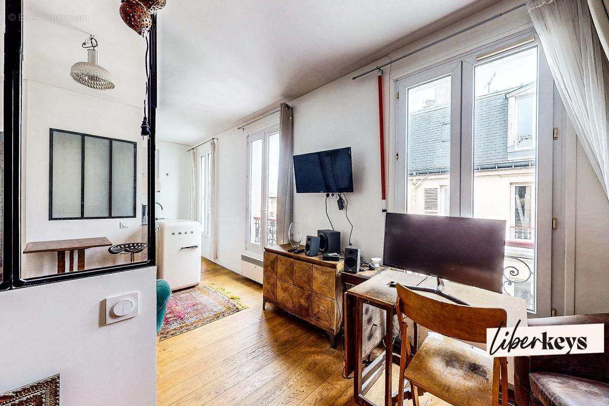 Appartement à PARIS-18E