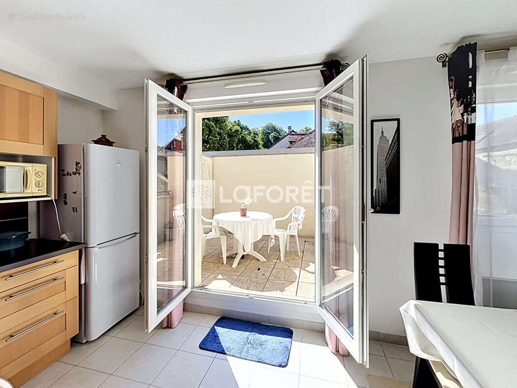 Appartement à AUBERGENVILLE
