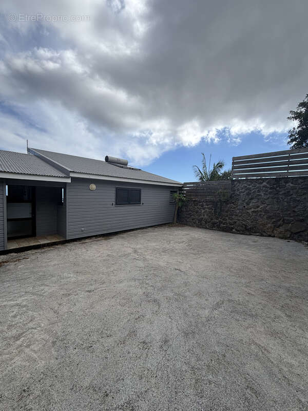 Maison à LES AVIRONS