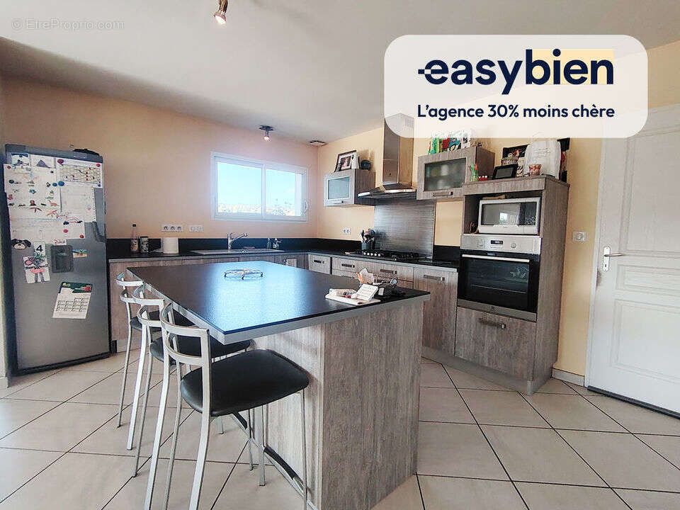 Maison à ESTIALESCQ