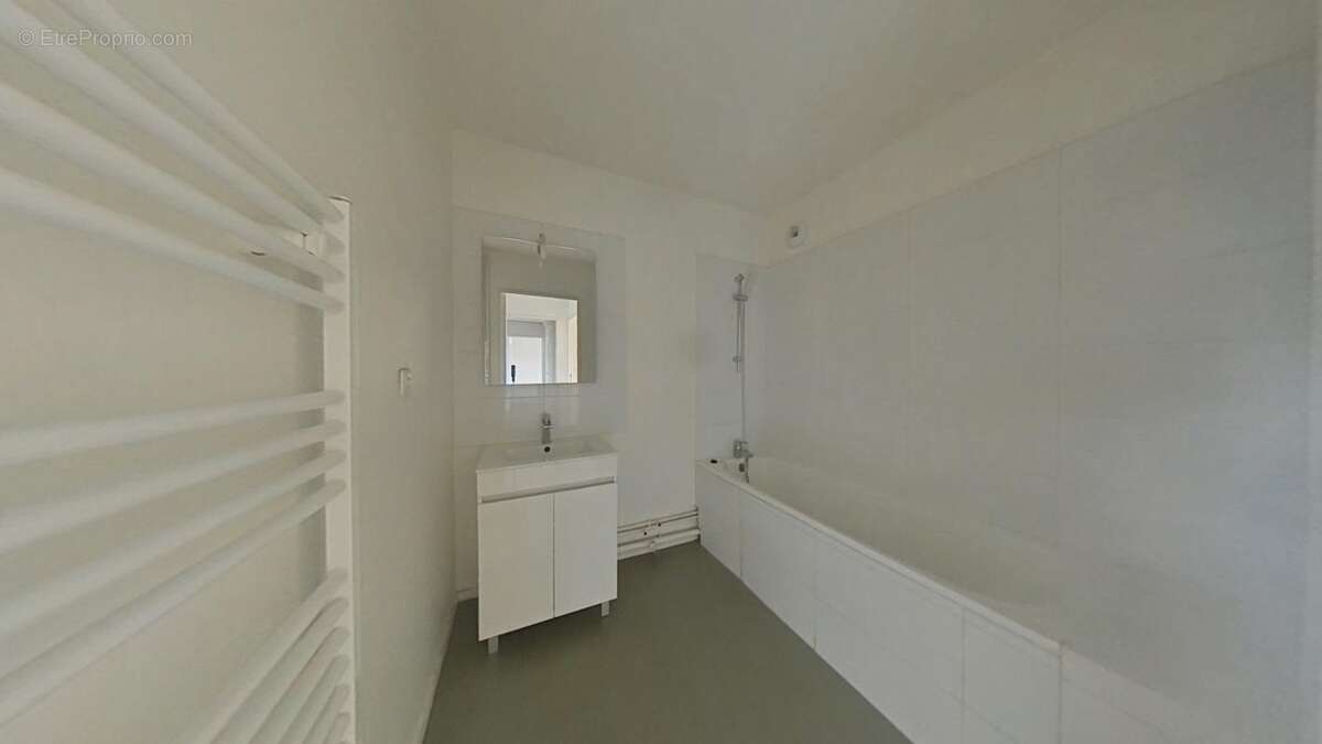 Appartement 66 m² à Blagnac  - photo 4
